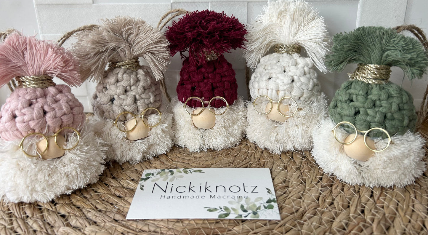Macrame Gonk / Santa Head / Gnome Christmas Tree Decoration