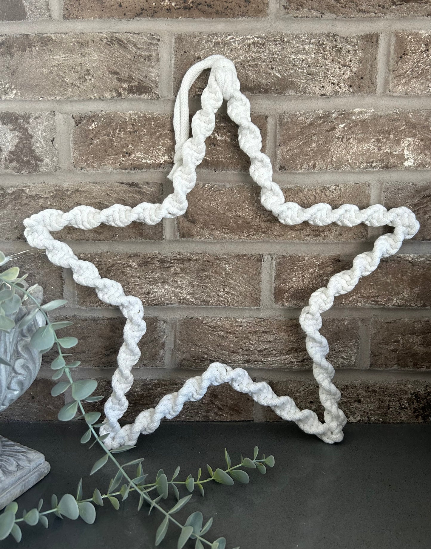 Macrame Jumbo Twist Star