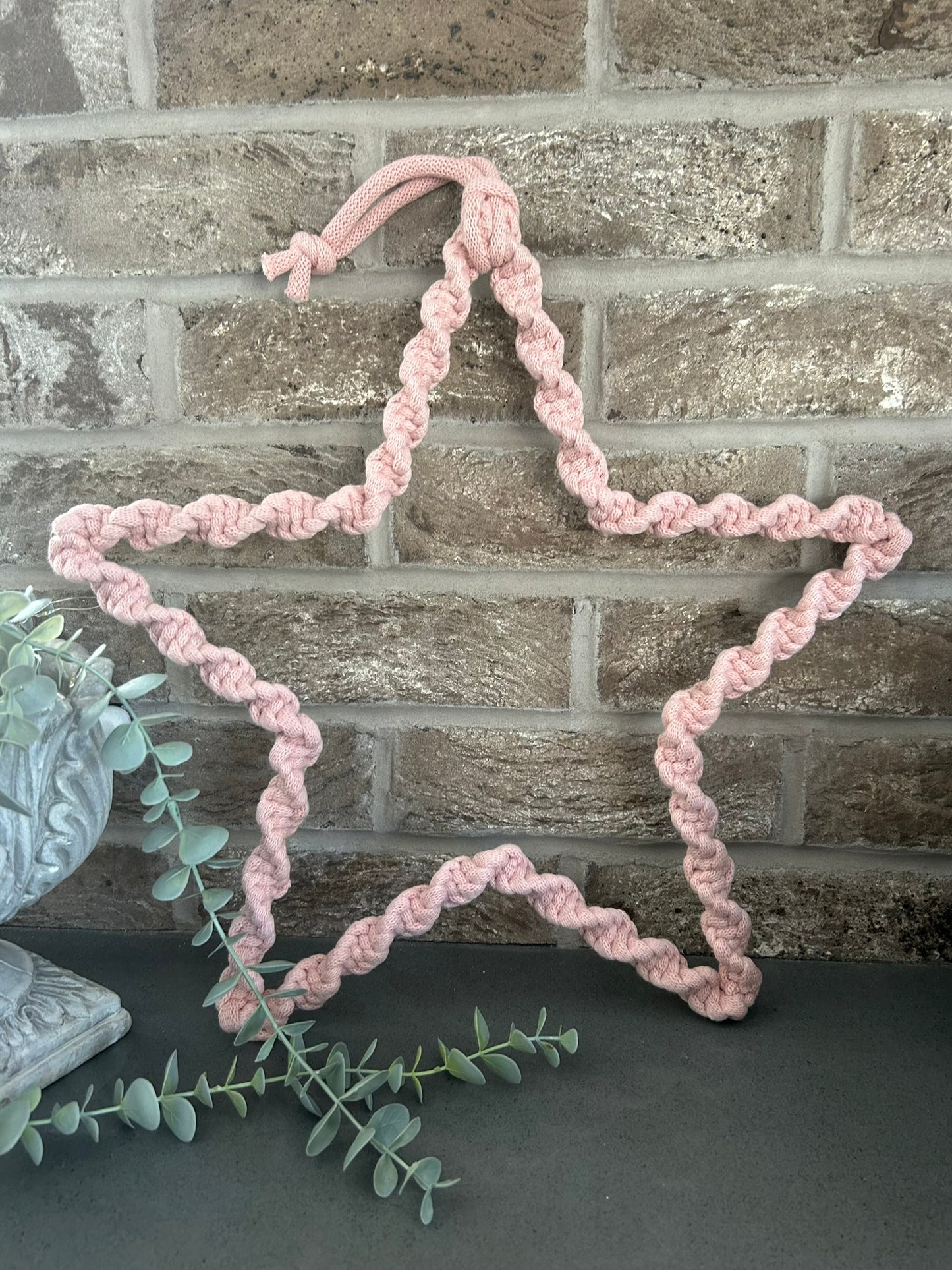 Macrame Jumbo Twist Star