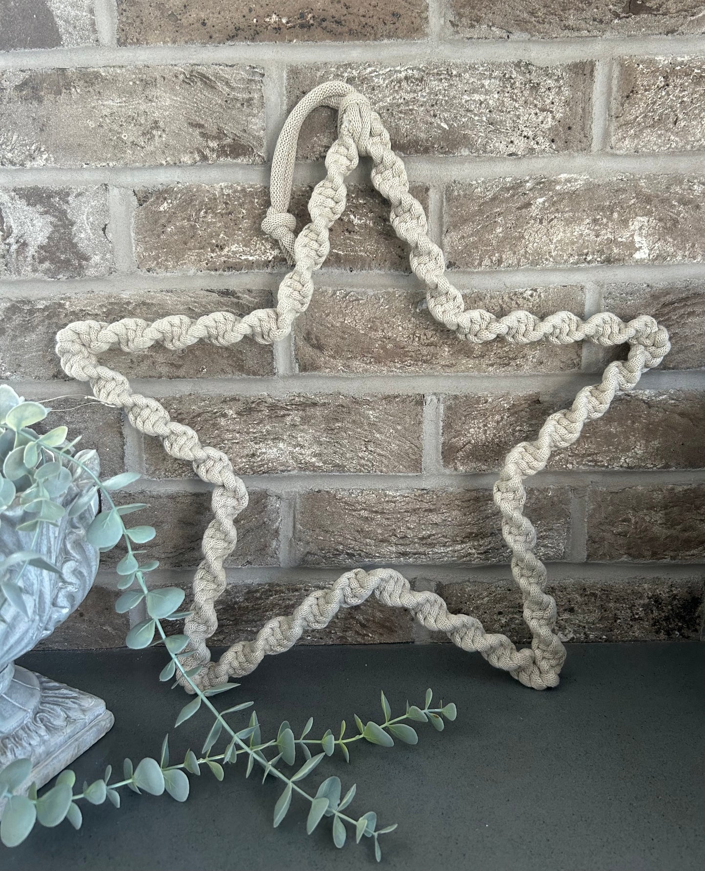 Macrame Jumbo Twist Star