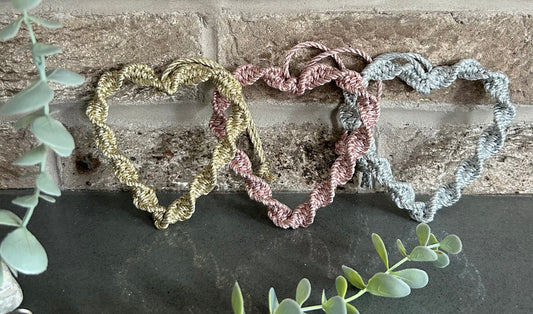 Macrame Metallic Mini Twist Heart